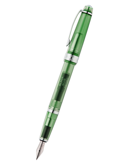 Pluma Estilográfica Cross Bailey Light de resina color Verde Translúcido con detalles cromados · Punto Extra Fino (XF)